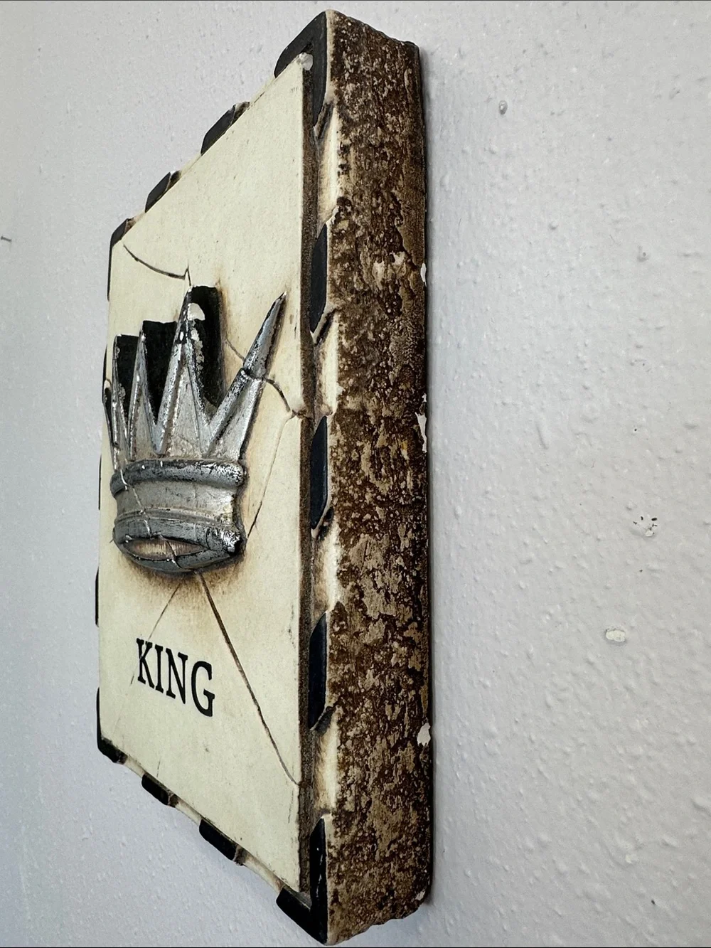 Sid Dickens memory block King Crown Wall Plaque - Home Wall Decor